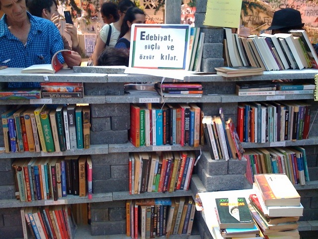 gezi-kutuphanesi-07.06.2013